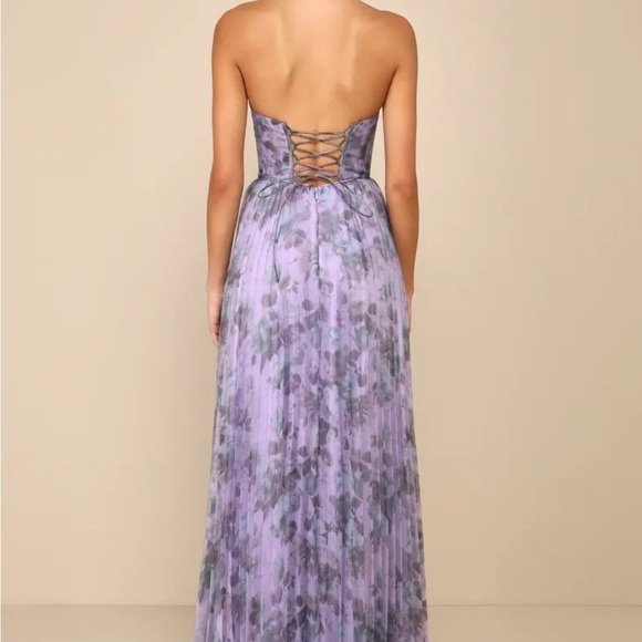 Lulu's Lavender Floral Strapless Pleated Gown - Picture 4 of 6